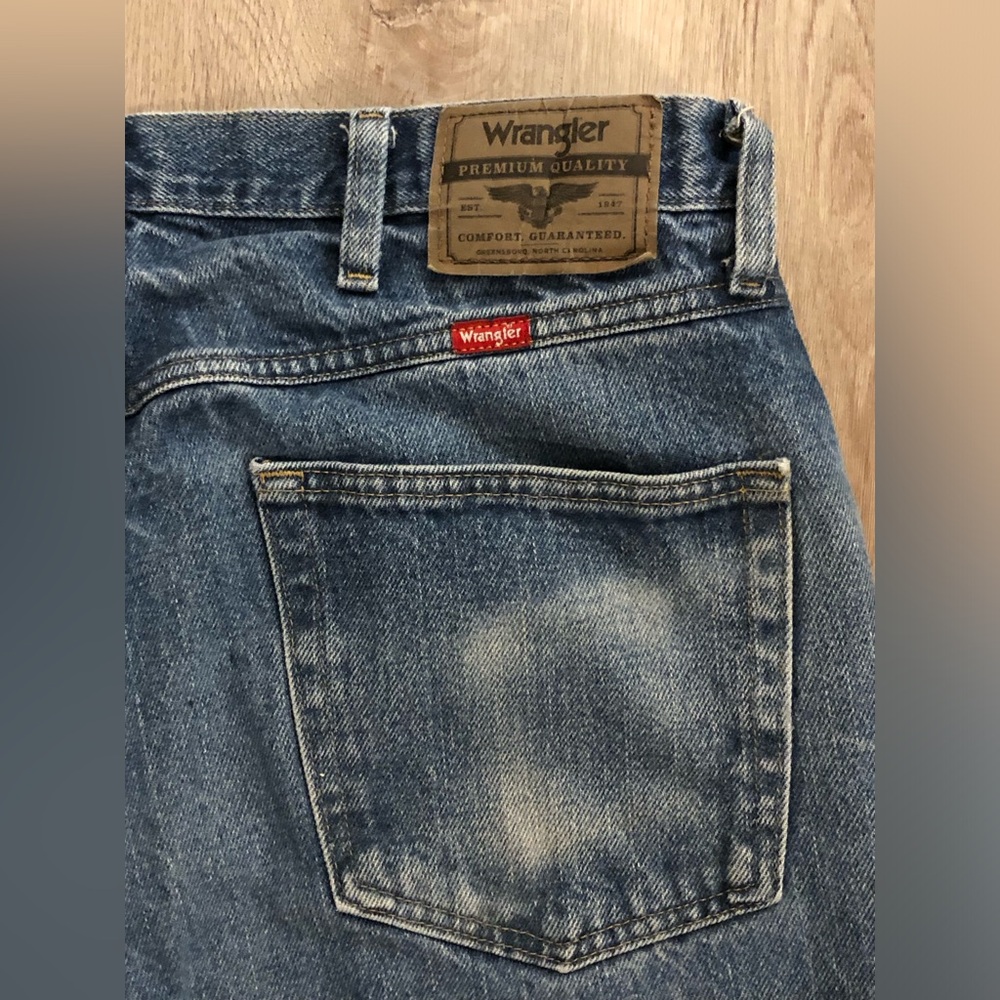 ✨ Men’s Wrangler Regular Fit Jeans 34x34 ✨ - Picture 4 of 5